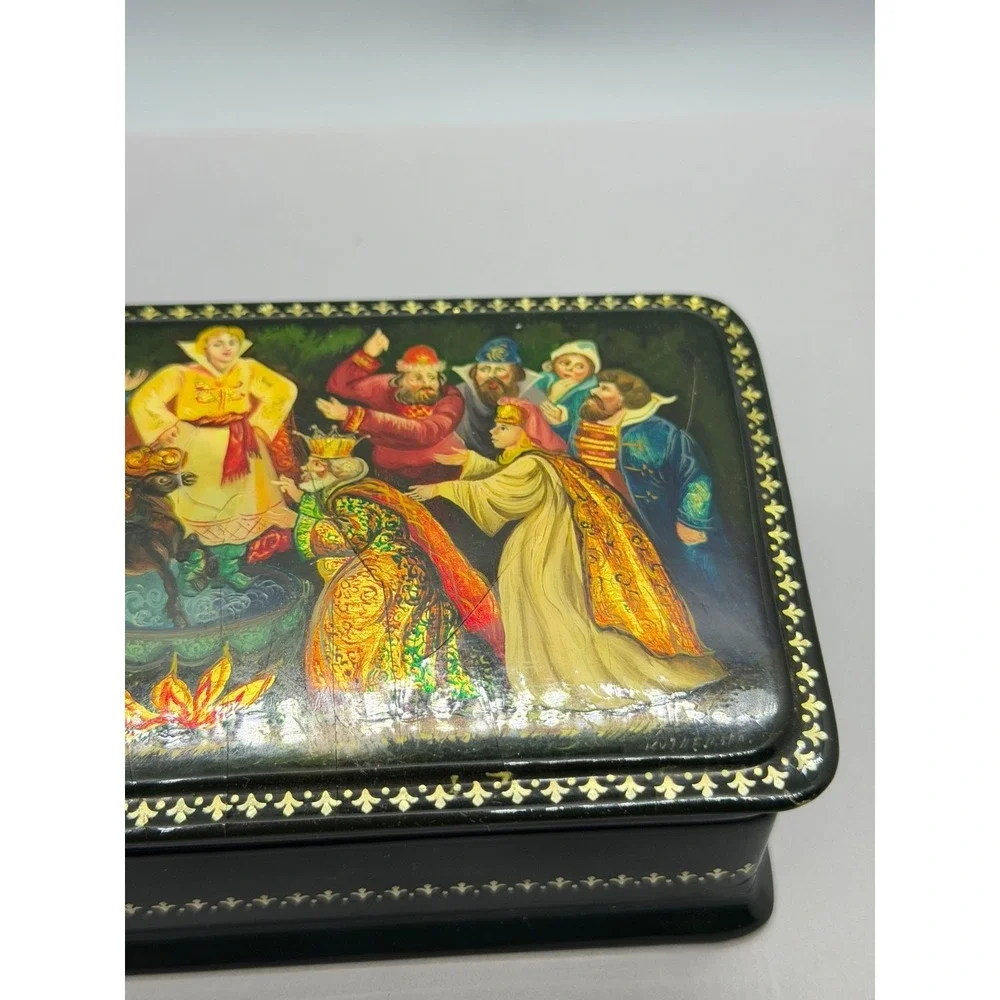 VTG Trinket Red Lacquer Interior Hand Painted n Foil Trinket Box Fairy Tail READ